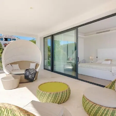 Casa Menard *